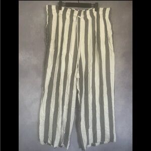 French Laundry Beach wide leg Striped Gray  and White women’s Pants 3X